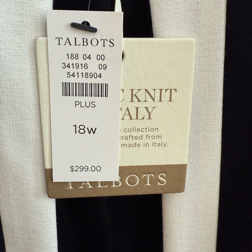 NWT: Talbots Women's Classic Navy Blazer with White Trim, 18W - Picture 4 of 8